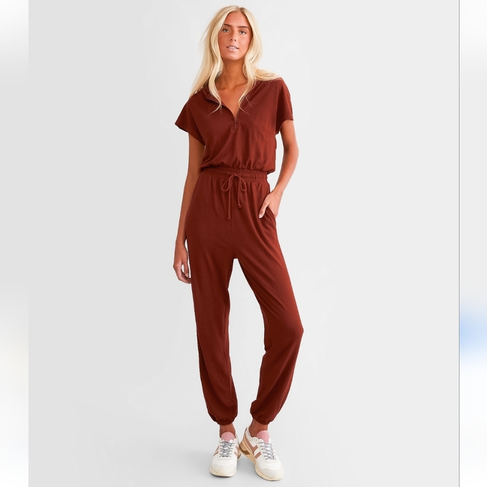 Buckle BKE Hooded Quarter Zip Jumpsuit Romper Outfit Hood Comfortable NEW Brown